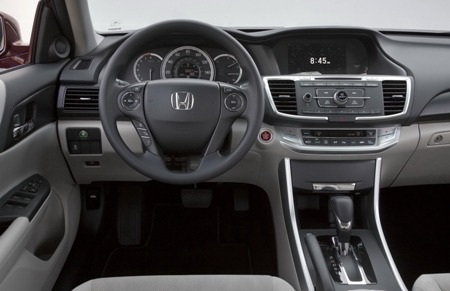 Hình ảnh xe Accord sedan 2013 phiên bản Sport: